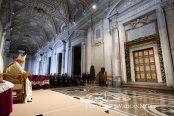 БУЛА С НАСОКИ ЗА ЮБИЛЕЙНАТА 2025 ГОДИНА