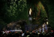 РАЗМИСЛИ НА ПАПА БЕНЕДИКТ ПО ПОВОД КРАЯ НА МЕСЕЦА НА ДЕВА МАРИЯ